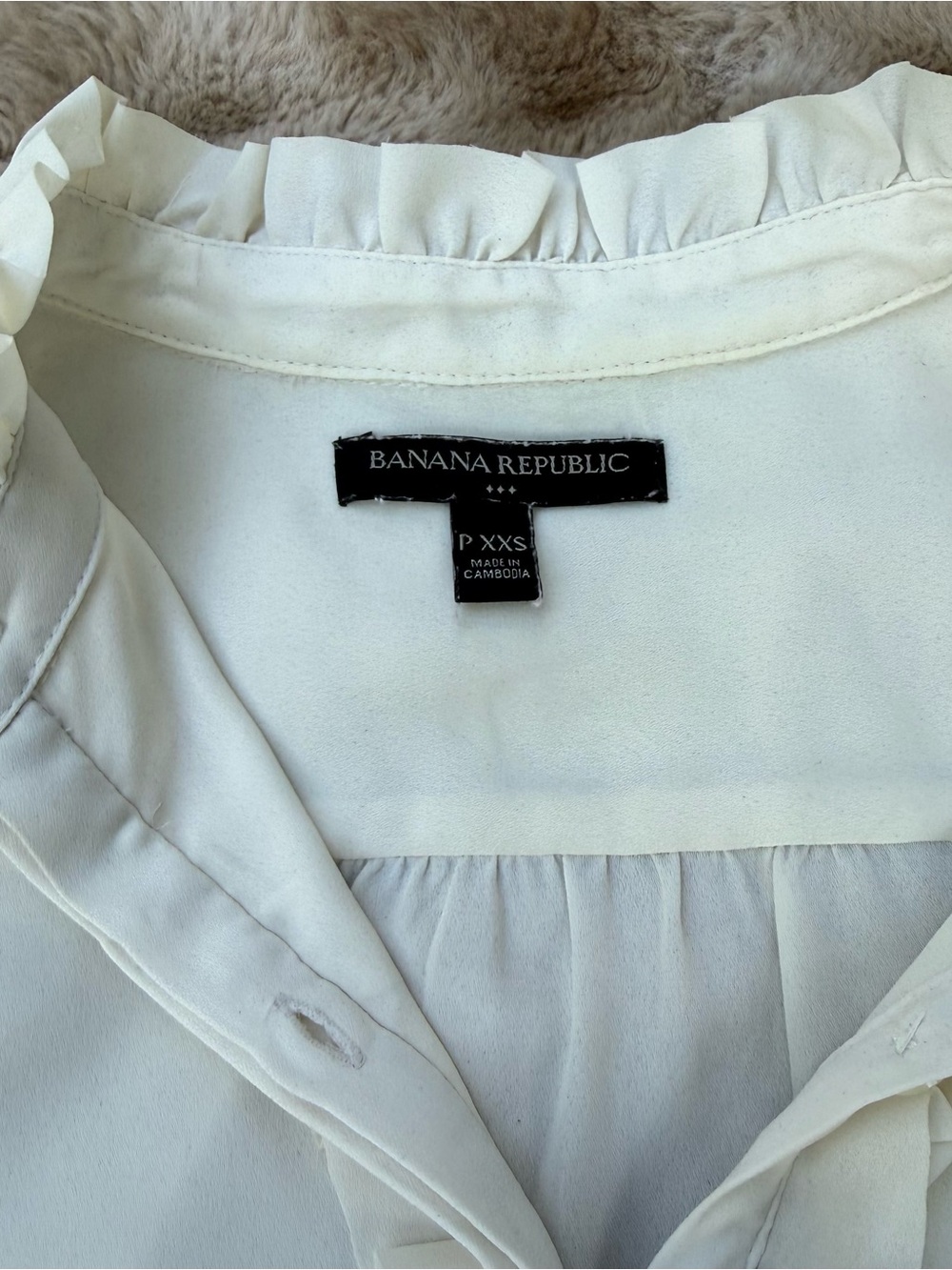 Banana Republic White Ruffle-Front Sleeveless Blouse - Picture 3 of 3